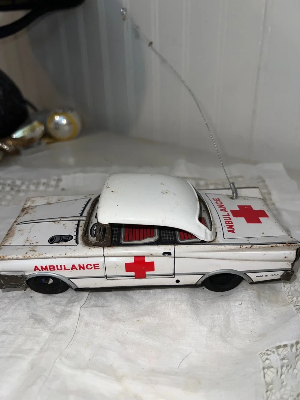 Vintage Ichiko Japan Tinplate Friction Cadillac Fleetwood Ambulance 1950s Toy